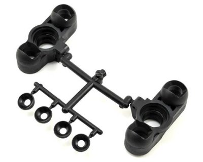 Mugen E2147aa - 1.5mm Trailing Front Hub Carrier Set